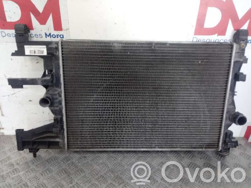 Opel Astra H Radiador del refrigerante 