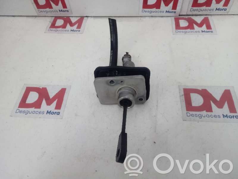 Pedal de embrague