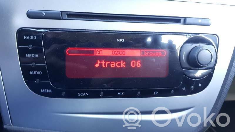 Seat Leon (1P) Unitate control sunet HiFi Audio 