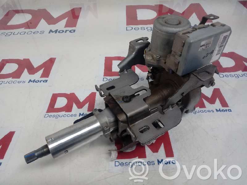Nissan Qashqai Steering wheel axle 