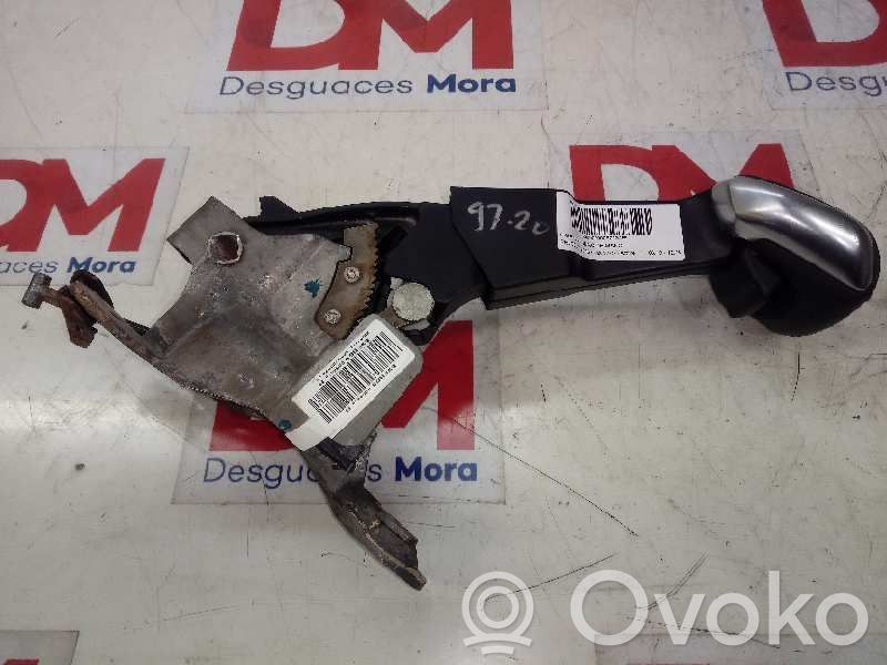 Peugeot 2008 I Rączka / Dźwignia hamulca ręcznego 