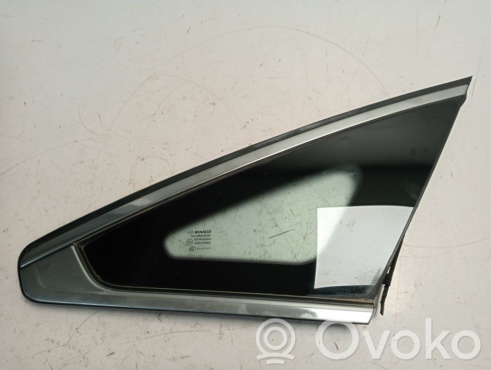 Vidrio lateral trasero