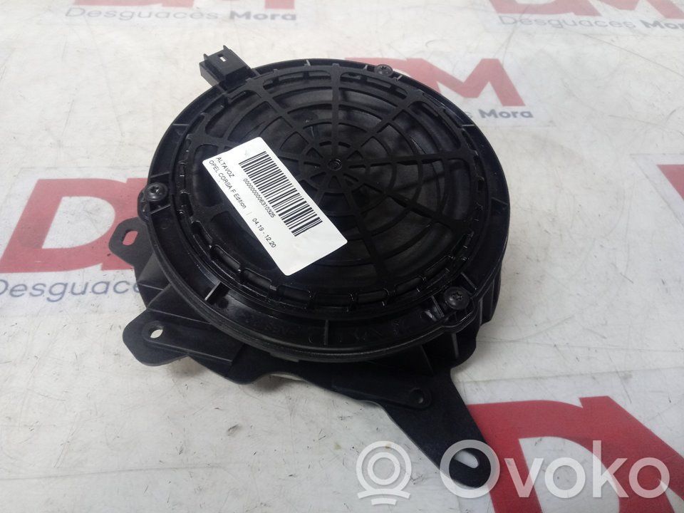 Opel Corsa F Difuzor planșă colete 