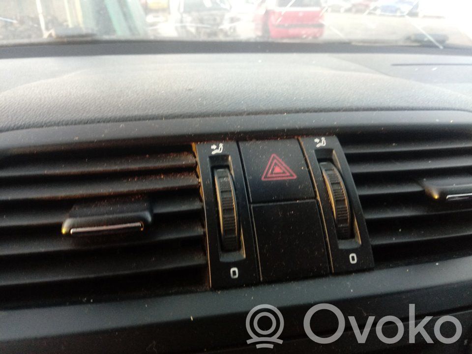 Skoda Roomster (5J) Comutator lumini pericol 