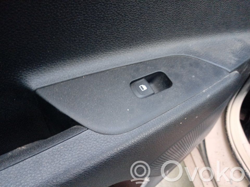 Interruptor del elevalunas eléctrico   93590H8000
