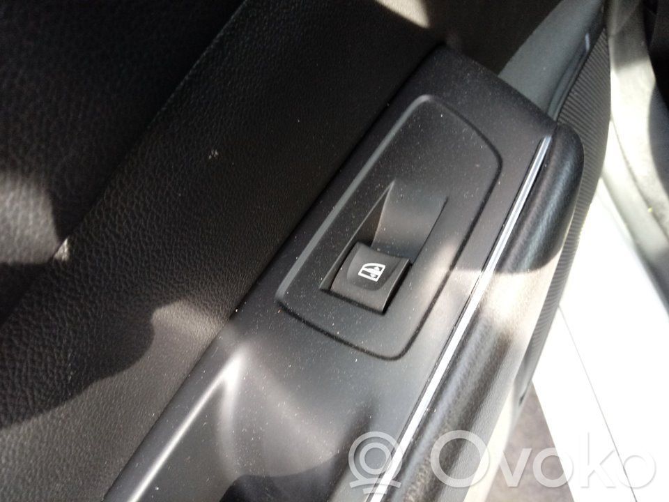 Interruptor del elevalunas eléctrico