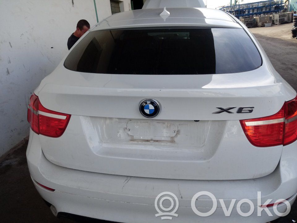 Tailgate/trunk/boot lid   41627262676