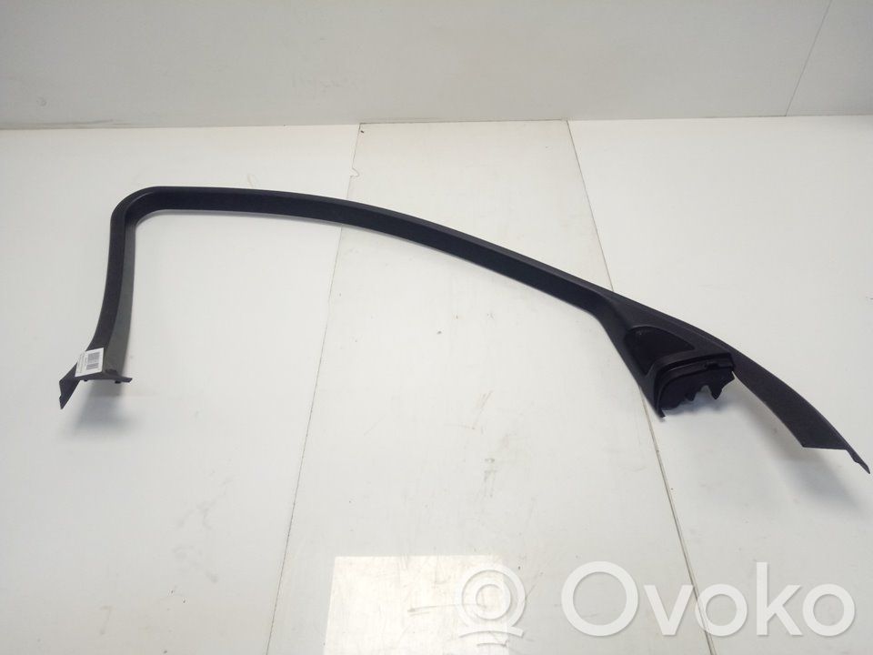 Moldura inferior   51337179731