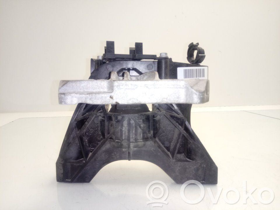 Supporto di montaggio del motore