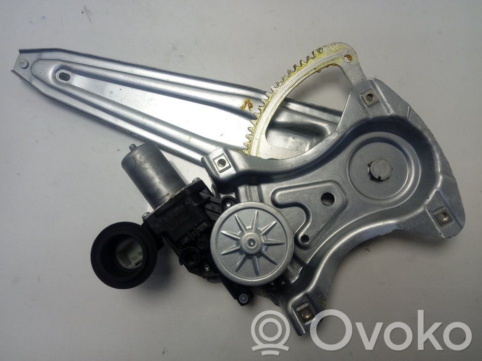 Toyota Hilux VIII Macara geam spate fără motor 