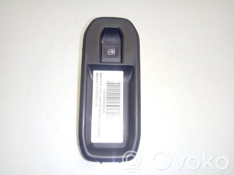 Electric window control switch   809609000R