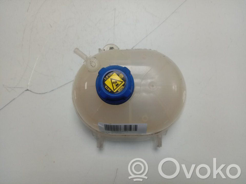 Vase d'expansion de carburant
