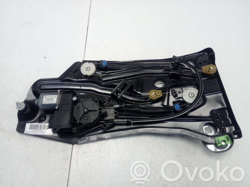 Peugeot 308 Macara geam spate fără motor