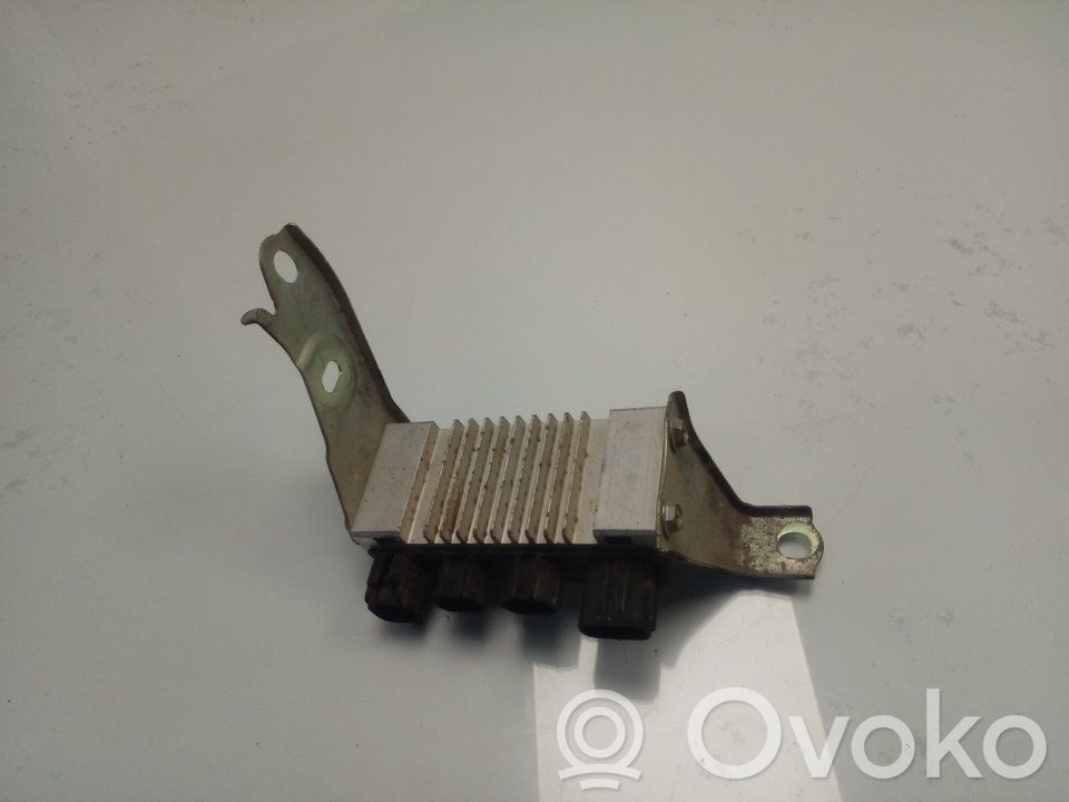 Toyota Hilux (AN120, AN130) Alte unități/module de control 