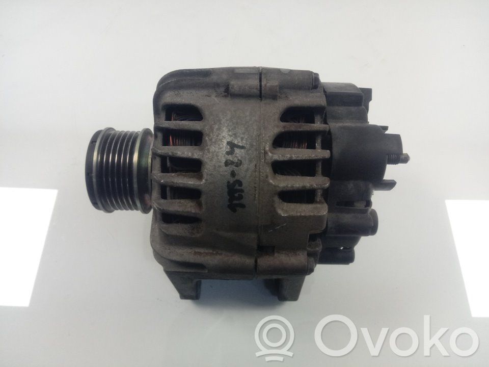 Dacia Duster Ģenerators 