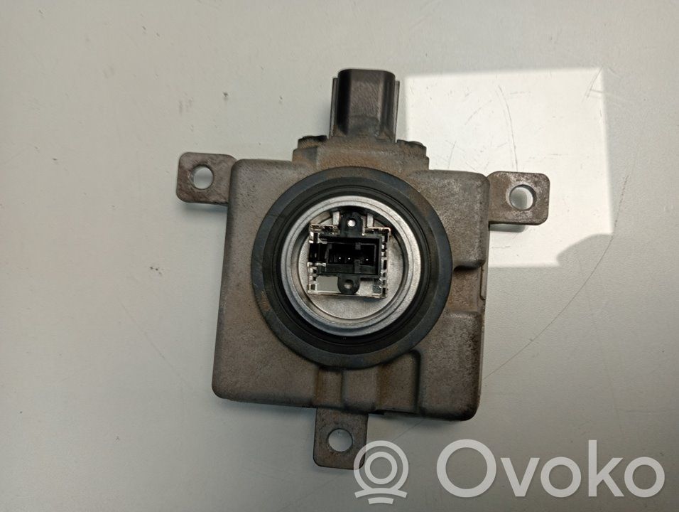 Unidad de control/módulo de los faros xenón   W3T245711