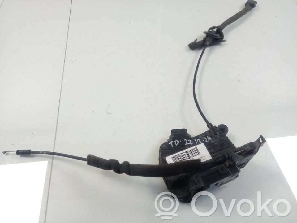 Cerradura de puerta trasera   825002104R