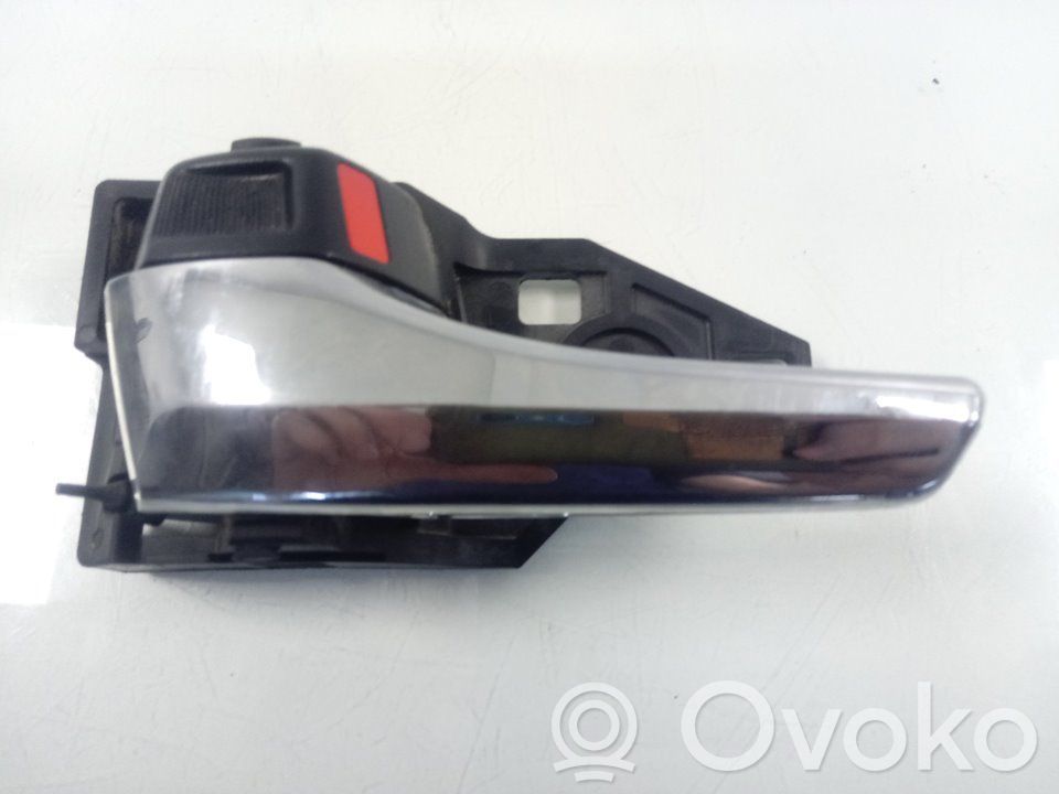 Toyota Hilux (AN120, AN130) Rear door interior handle 