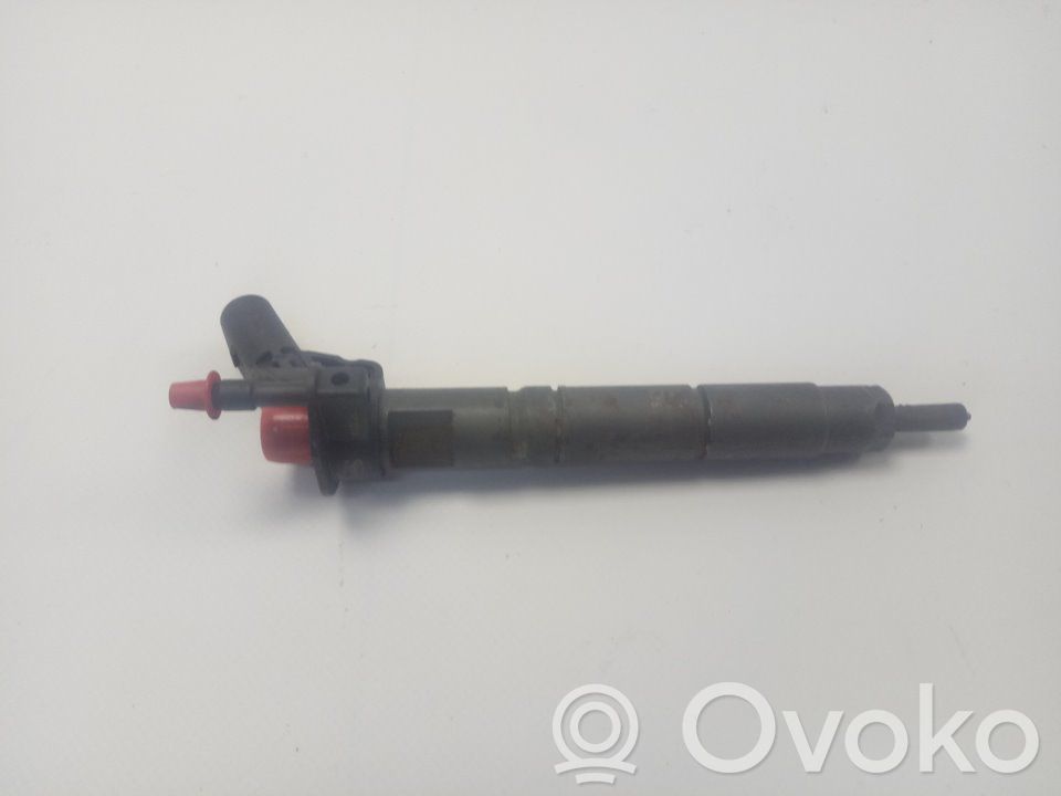 Inyector de combustible   A6420701487