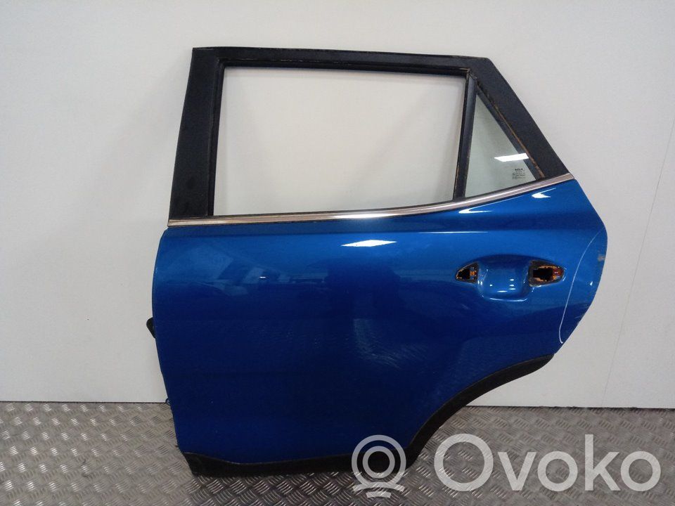 KIA Stonic Galinės durys 