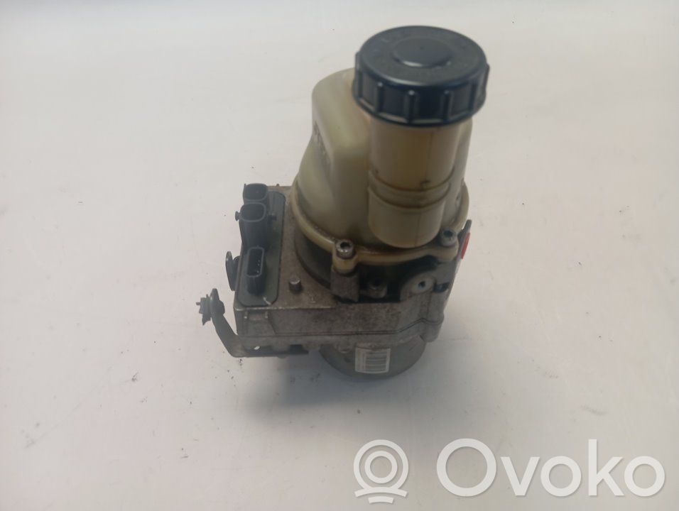 Dacia Duster Oroch Servopumpe 