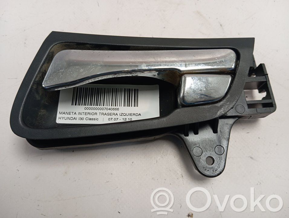 Hyundai i30 Galinė atidarymo rankenėlė vidinė 