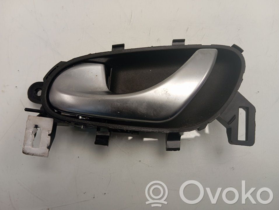 Renault Kadjar Manecilla interna puerta delantera 