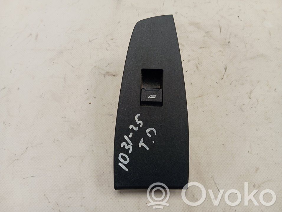Electric window control switch   5A2BCB502