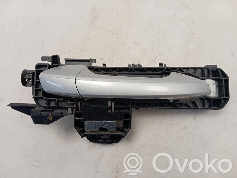 Mercedes-Benz A W176 Klamka zewnętrzna drzwi tylnych