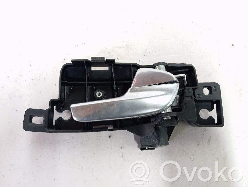 Rear door interior handle