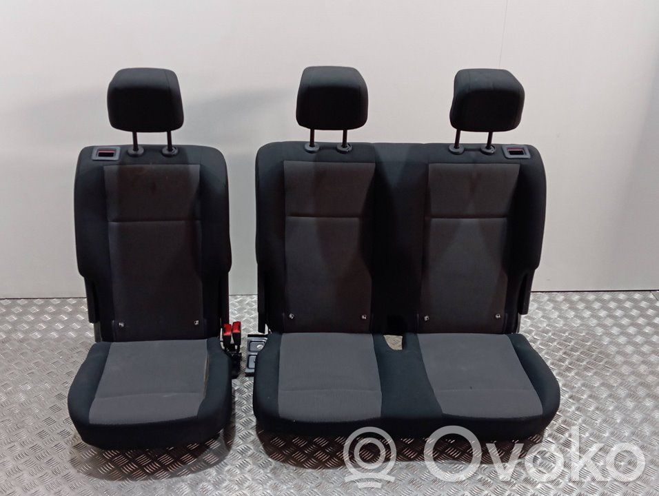 Rear seat