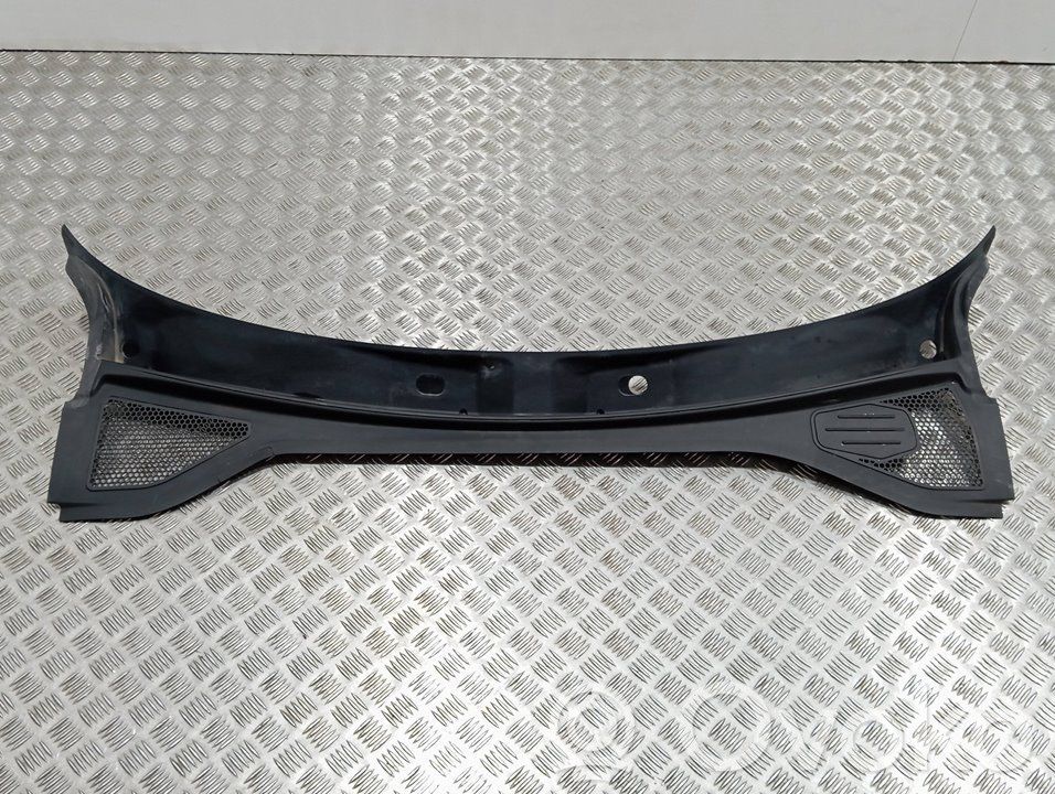 Audi A3 8Y Ornament parbriz 