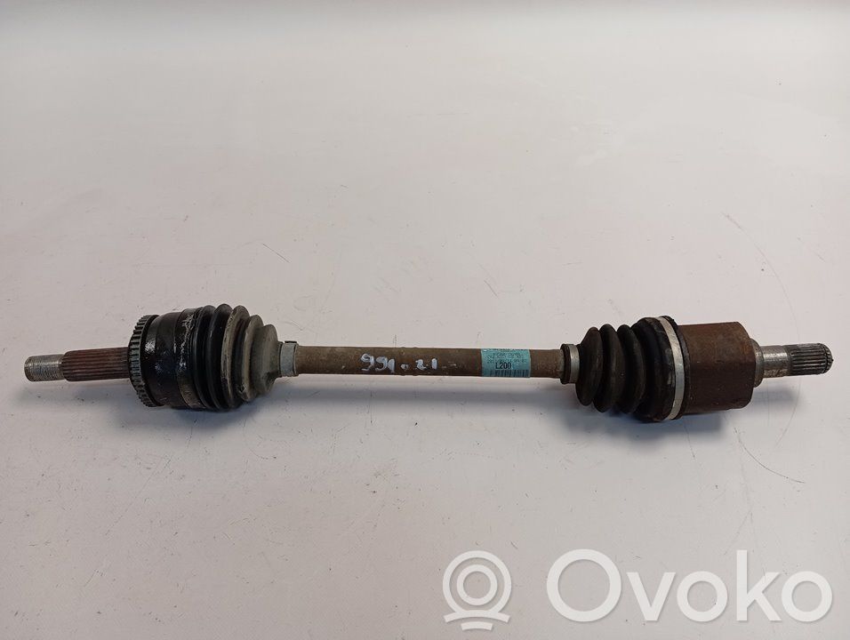 KIA Rio Etuvetoakseli 