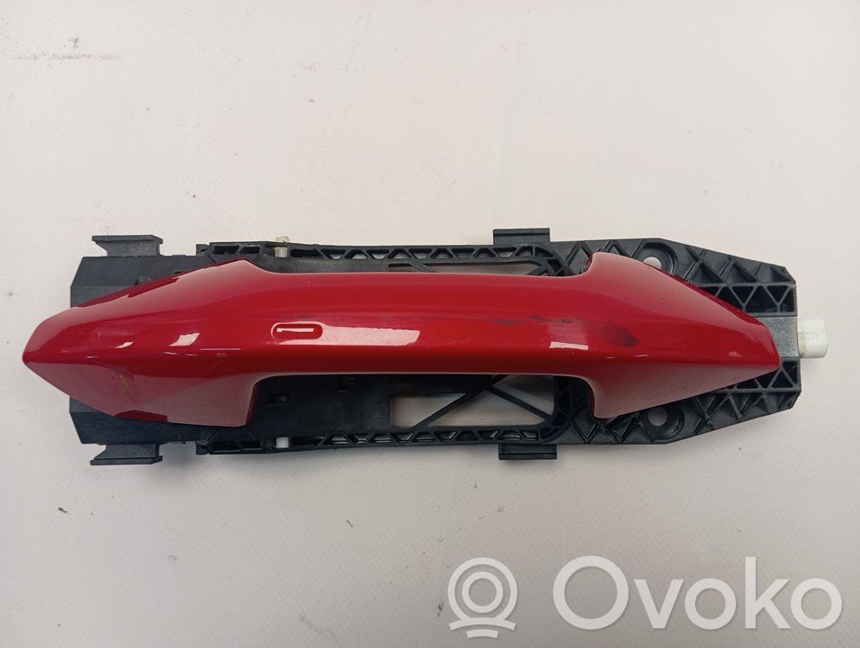Manecilla externa puerta trasera   8V0839885