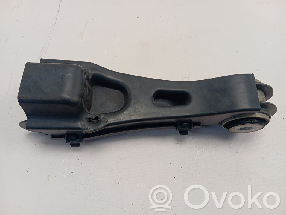 Mercedes-Benz EQB Querlenker hinten 
