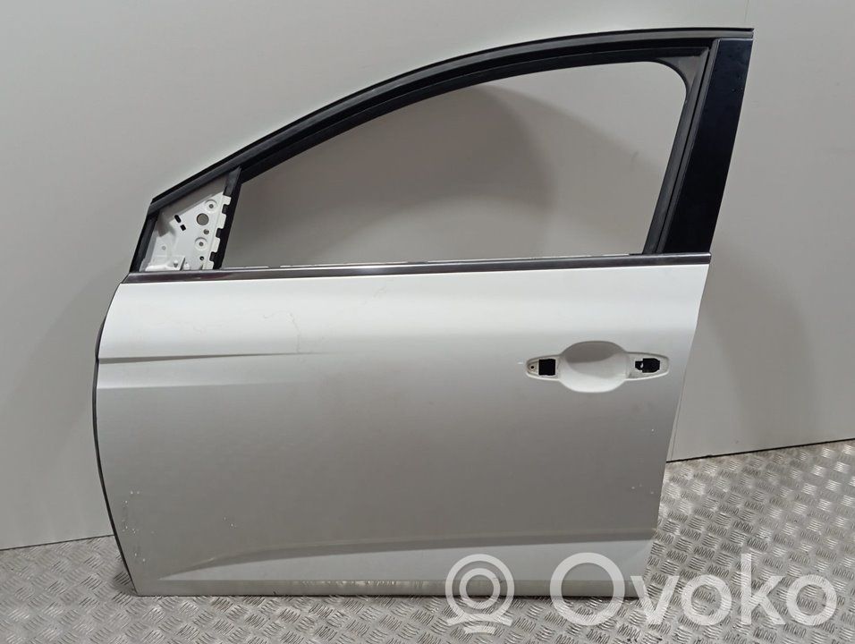 Renault Megane IV Front door 
