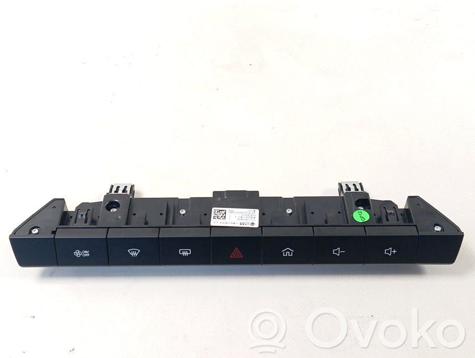 Hazard light switch   11675858
