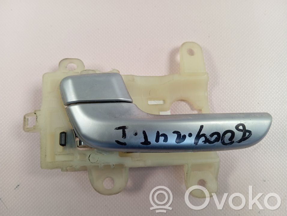 Manecilla interna puerta trasera   82618G5000