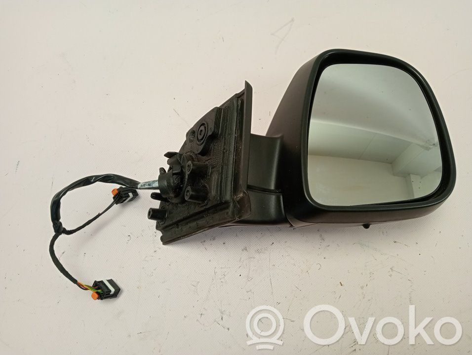 Citroen Berlingo Veidrodėlis (elektra valdomas) 