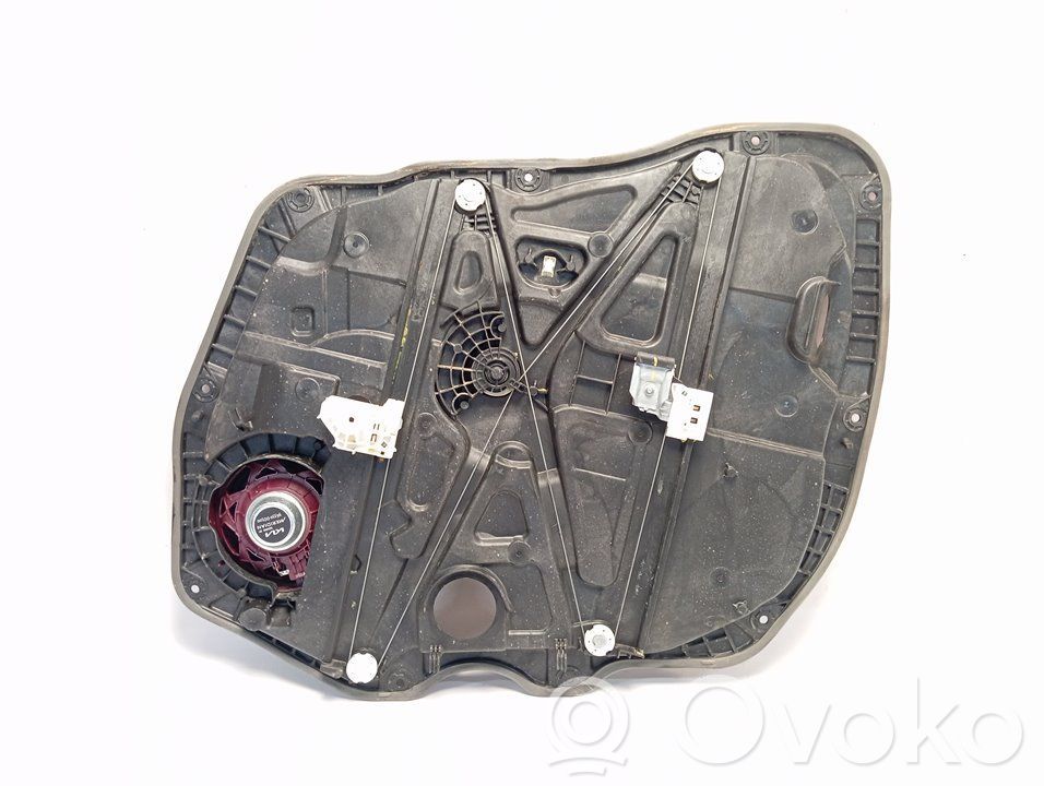 Regulador manual de la ventanilla delantera   82471HKMV102