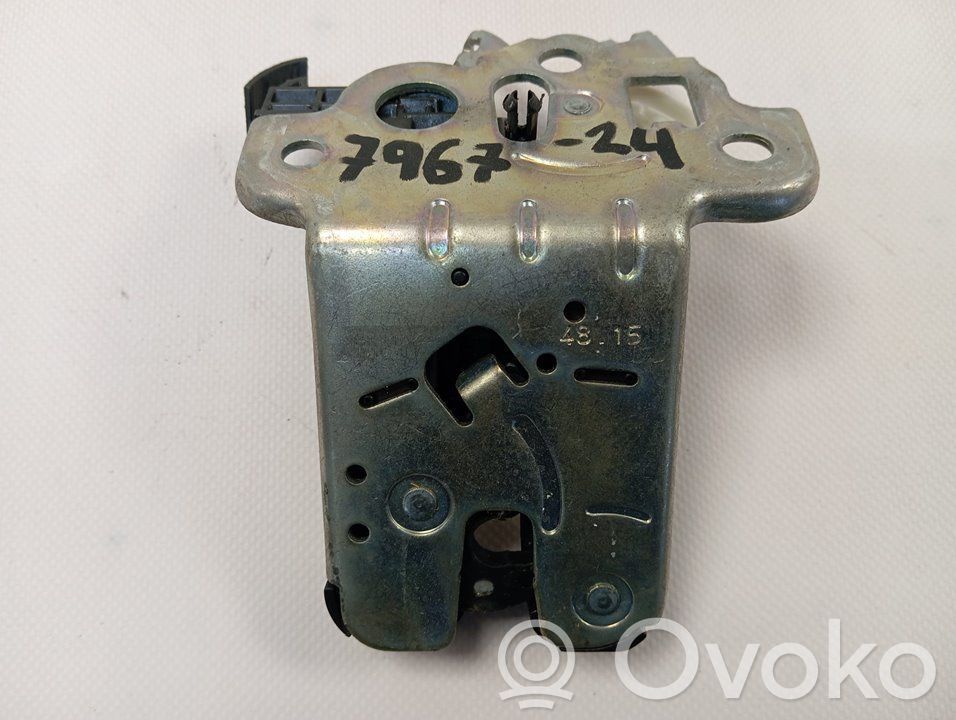Tailgate lock latch   8R0827505A