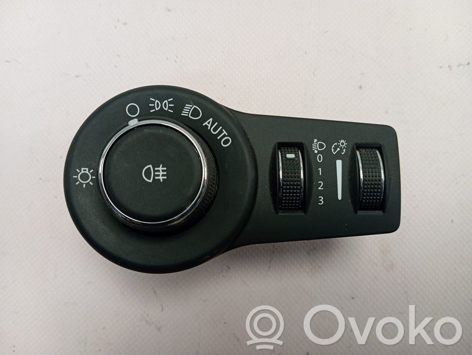 Fiat 500X Interruptor de control del panel de luces 