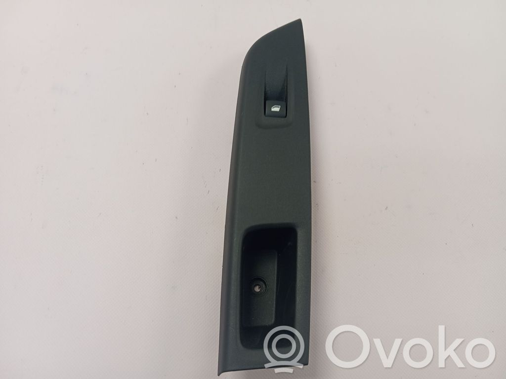 Opel Corsa F Comutator comandă geamuri electrice 
