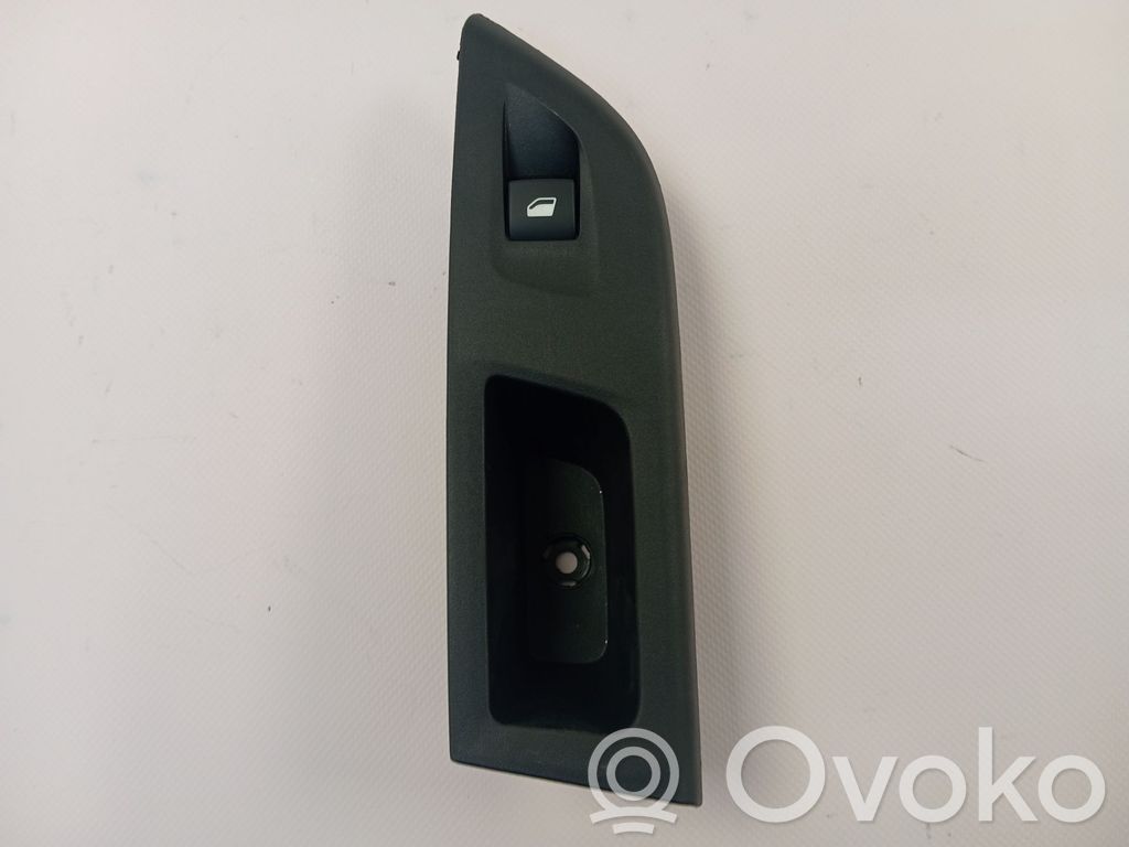 Opel Corsa F Przyciski szyb 