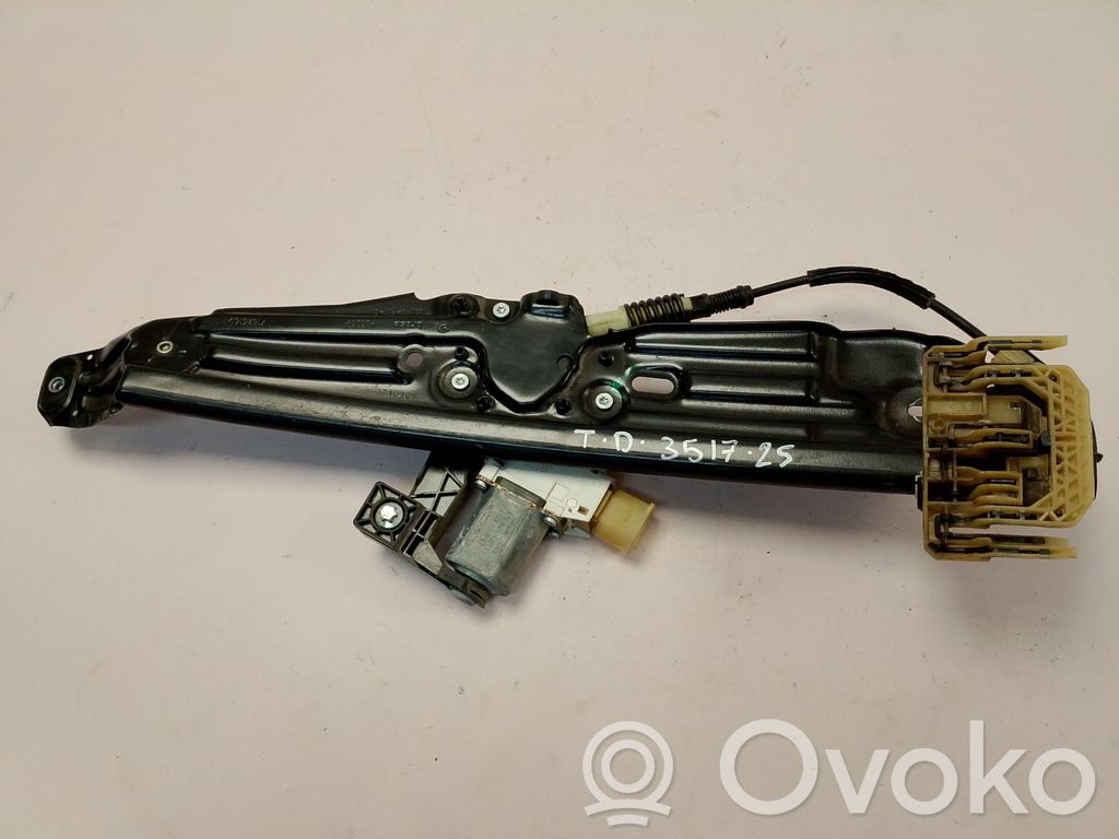 Macara geam ușă spate cu motor   70460320