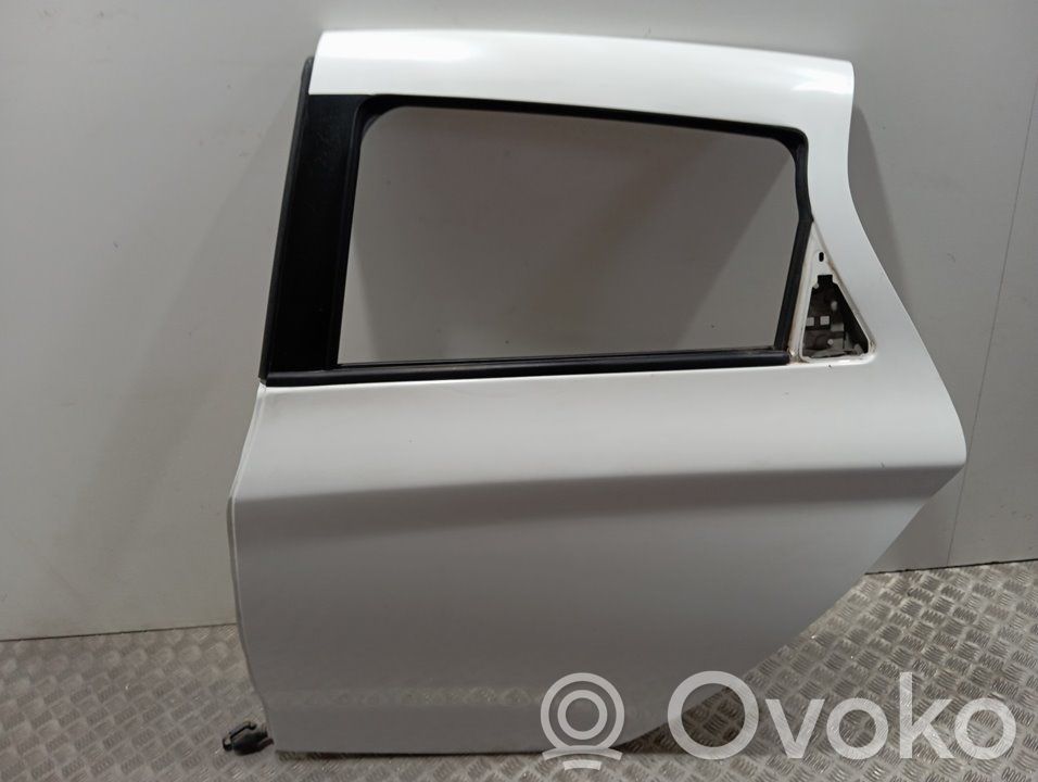Puerta trasera   821011380R