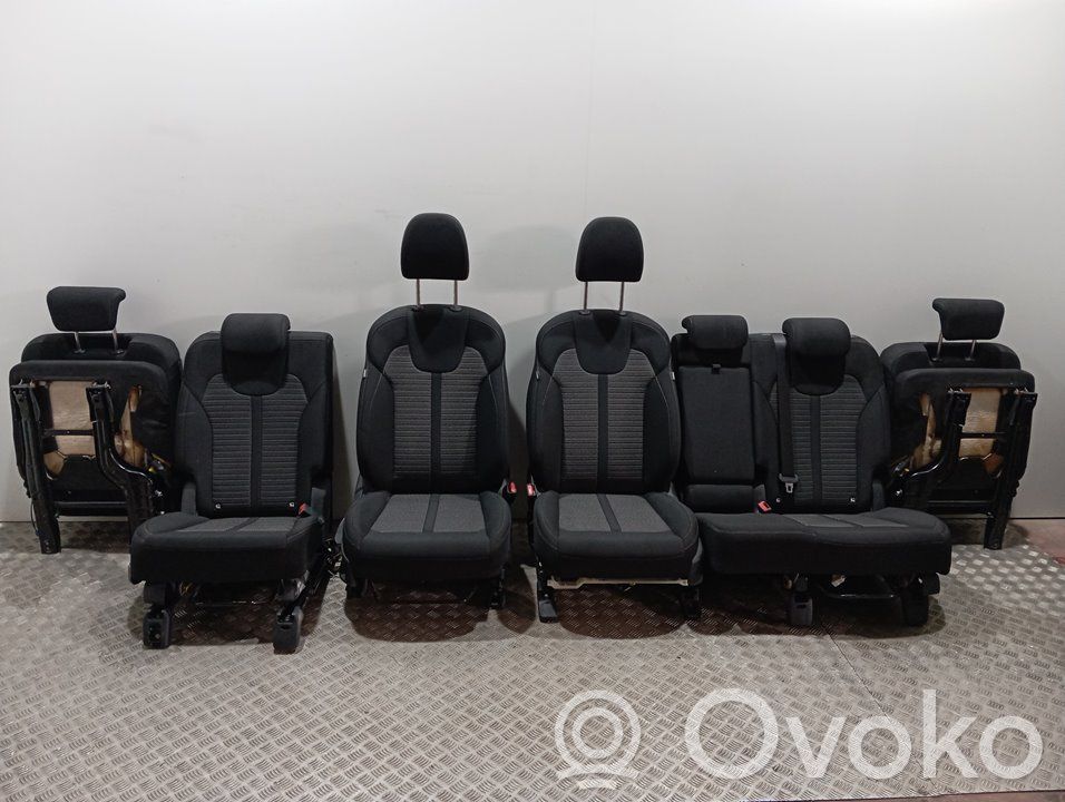 Seat set