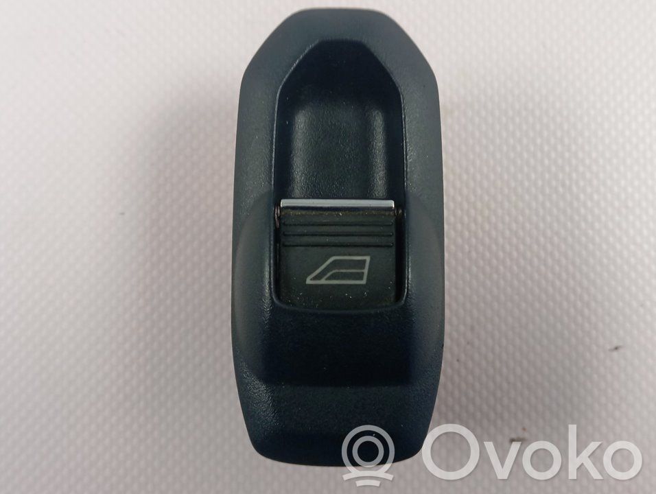 Interruptor del elevalunas eléctrico   1850432