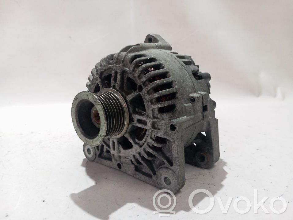 Renault Megane II Ģenerators 