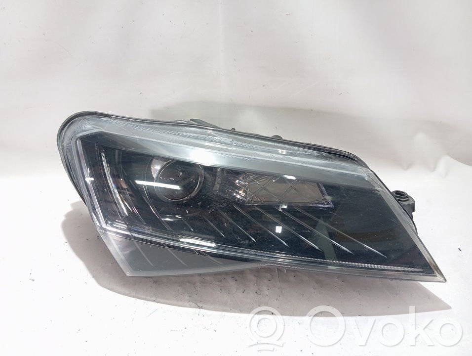 Phare frontale   3V2941018A,1ZS01193924,3V2941016A